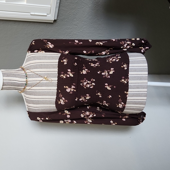 Abercrombie&Fitch fall floral rauched blouse - Picture 1 of 5